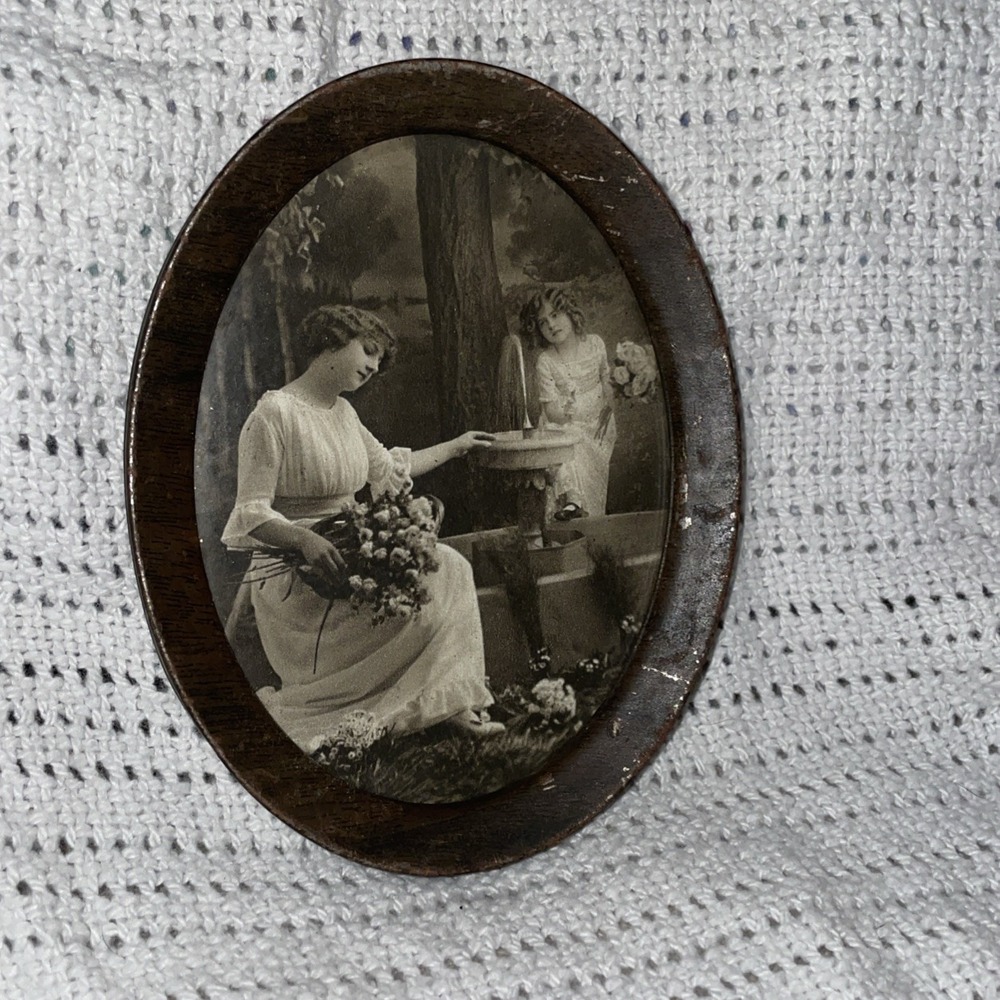 Vintage Oval Framed Art 5X4" Two Young Girls With roses Metal Frame